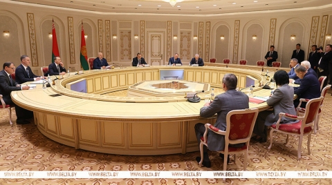 &quot;Главная цель - идти вперед вместе&quot;. Лукашенко очертил перспективы сотрудничества с Ленинградской областью