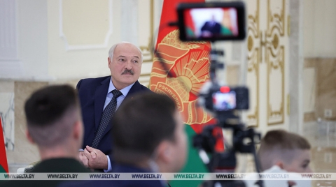Лукашенко о пропаганде и агитации: у нас есть и должна быть своя идеология