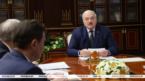 &quot;Результат ошеломляющий&quot;. Лукашенко прокомментировал победу Путина на выборах в России