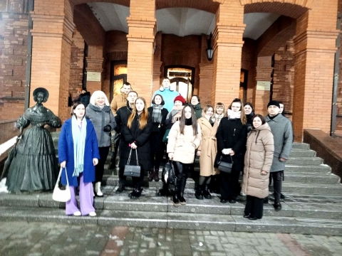 Работающая молодёжь Чериковщины побывала на экскурсии в Могилеве