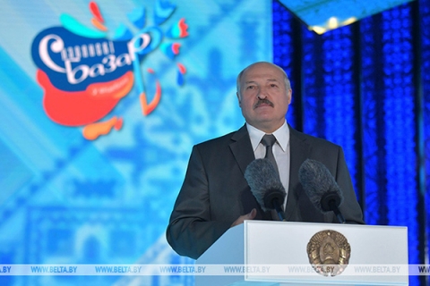 Лукашенко: «Славянский базар» в Витебске всегда разрушал барьеры и укреплял дружбу народов