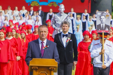 Леонид Заяц: День Независимости — символ единства общества, преемственности поколений и уважения традиций