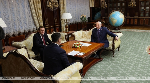 Лукашенко на встрече с главой МИД Казахстана: мир эгоистичен, надеяться надо на себя и своих друзей