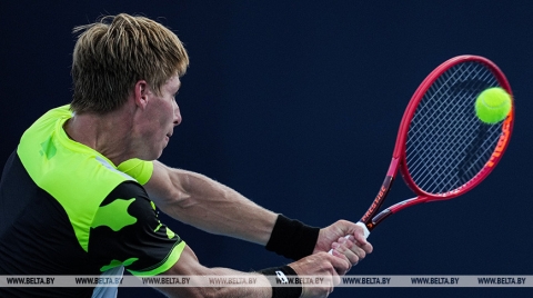 Белорусский теннисист Илья Ивашко пробился в 1/8 финала турнира в Мексике