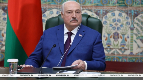 Лукашенко предложил реализовать с Алжиром и Оманом крупный проект по производству удобрений