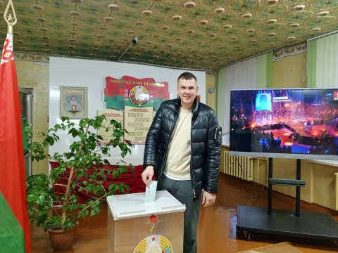 Молодежь активно принимает участие в голосовании на выборах Президента Республики Беларусь